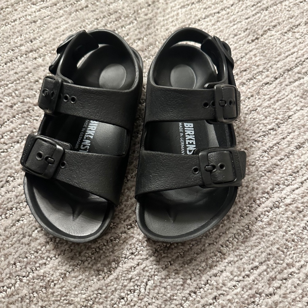 Boys Birkenstocks. Size 7